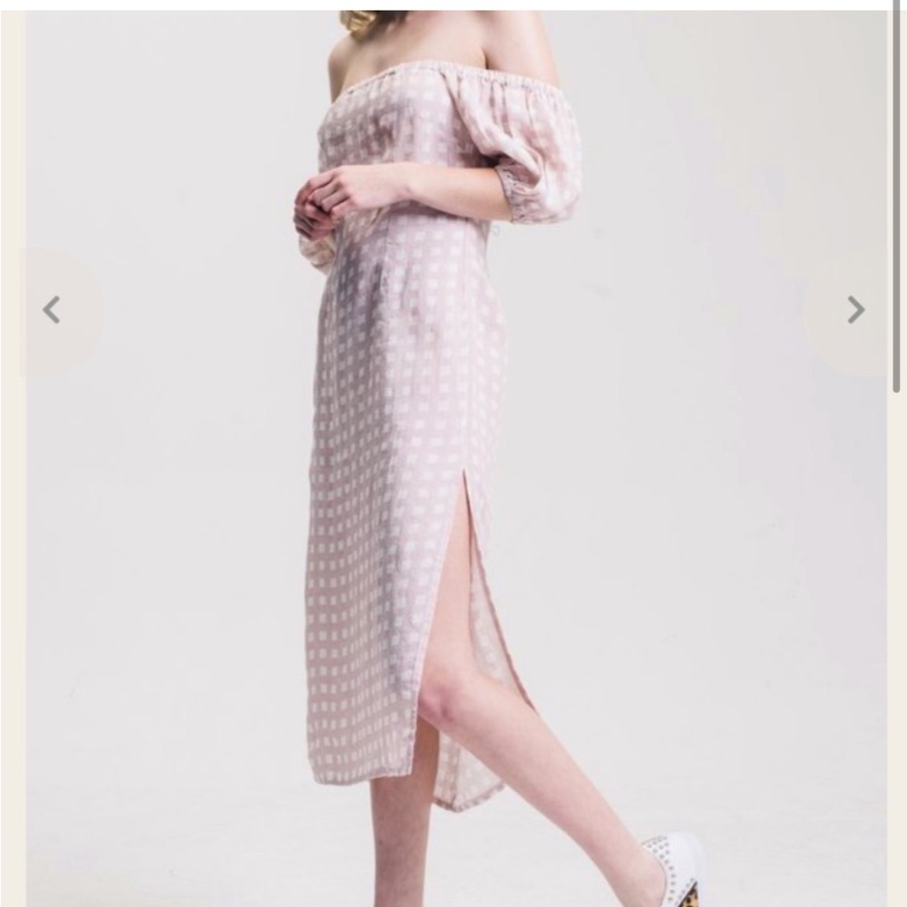 Winston White Off-the-Shoulder Linen Lotus Midi Dress in Mauve Checker